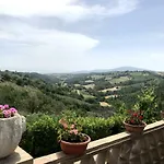 Villamari Nature&rest Farm * Gualdo Cattaneo